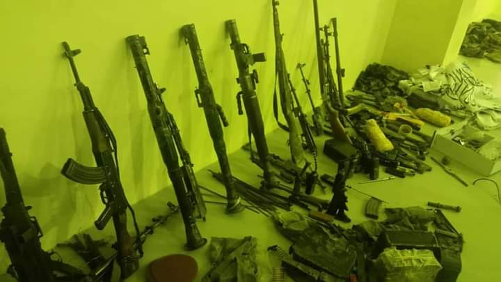 لوګر کې افغان ځواکونو ۳۳ طالبانو ته مرګ ژوبله واړوله او د وسلو یوه ستره زېرمه یې هم کشف شوه.