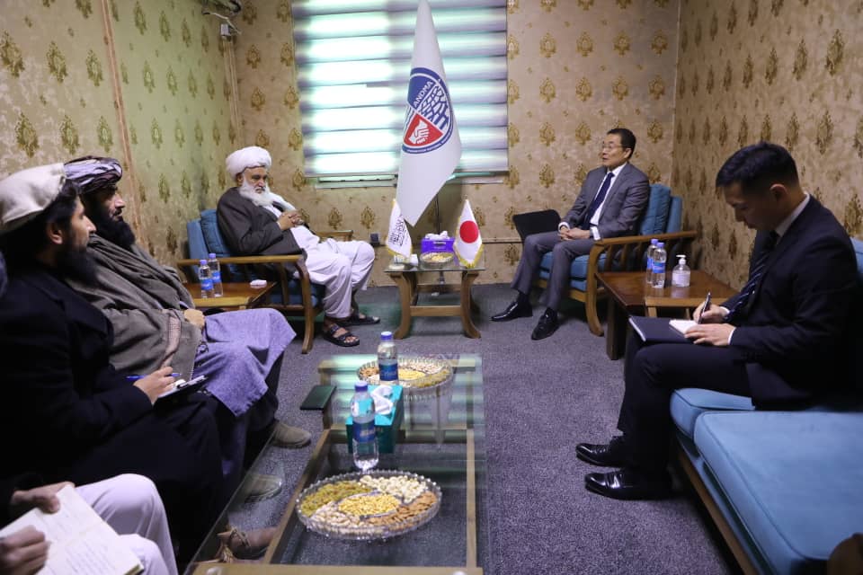 ملا عباس اخند: جاپان دې په دې سخت وخت کې د افغانانو لاسنیوی وکړي