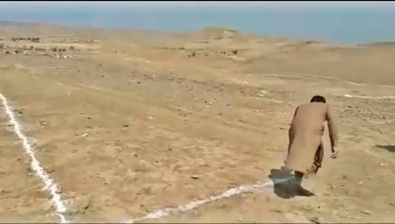 ښوونکي: د کورونو د کرایو وس نه لرو؛ زموږ غصب شوې نومرې راخلاصې کړئ