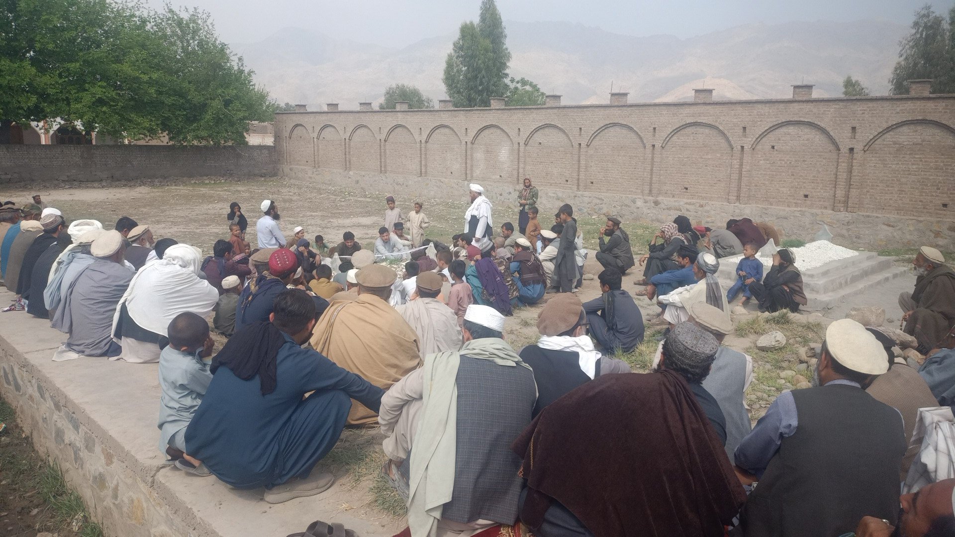 ننګرهار کې یوه خاوند خپله مېرمن په ډزو وژلې او تښتېدلی