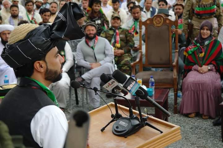 د لغمان والي: طالبان له وژنې، وحشت او چور پرته په‌هېڅ نه پوهېږي