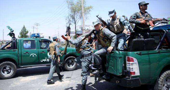 هرات کې طالبانو درې تنه امنیتي منسوبین وژل دي.
