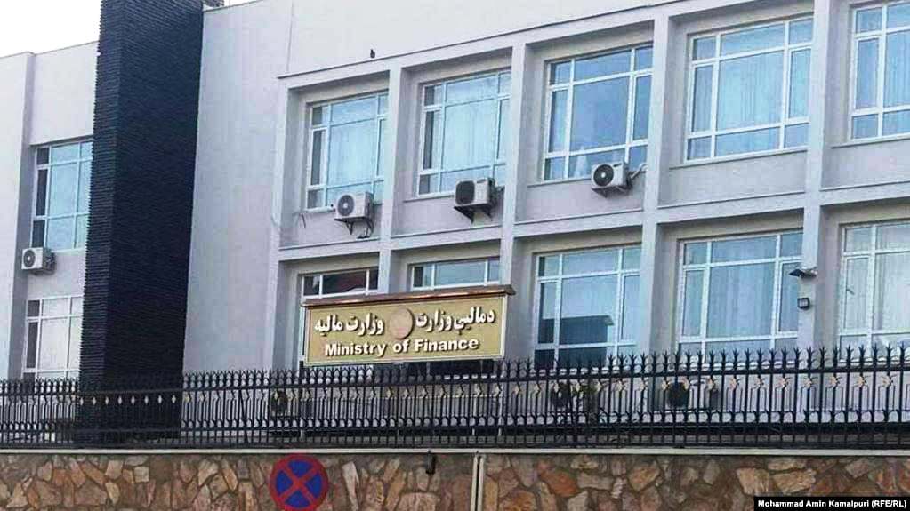 مالیې وزارت: له ایران سره مو پولې او ګمرکونه پرانېستي