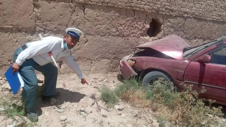 بغلان کې د ترافيکي پېښې له امله دوو کسان خپل ژوند له لاسه ورکړی