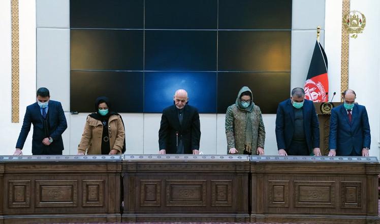 ‏داري فساد سره د مبارزې کمېسیون غړو د لوړې مراسم ترسره کړل