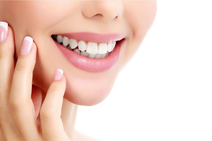 د غاښونو ساتنه باید څنګه وکړئ؟