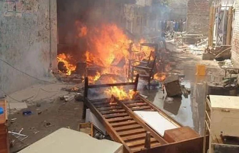 قرآن‌کریم ته تر سپکاوي وروسته؛ پارېدلو لاریون‌والو پنجاب کې کلیساوو ته اور ورته کړی