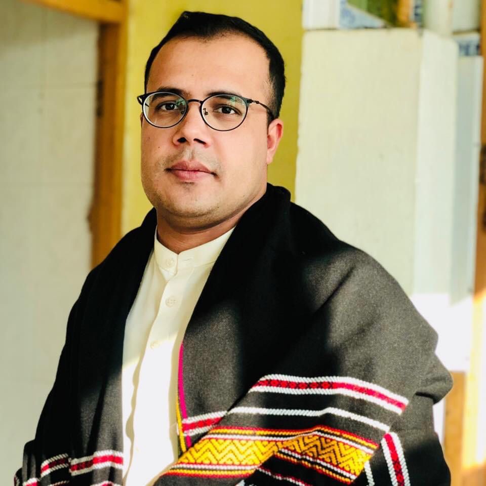 جنت ته پر لار دوزخي سفر - سیال یوسفي