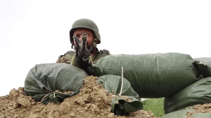 هرات کې د طالبانو په جلا بریدونو کې شپږو پولیسو خپل ژوند بایلود.