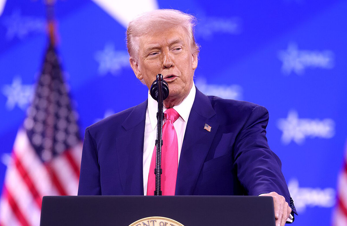 ټرمپ: ناټو هغه مهال واقیعت درکوي، چې تر فشار لاندې راشي