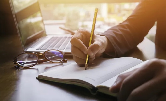 ايا نيمه فاصله (half space) په پښتو کې اړينه او ګټوره ده؟