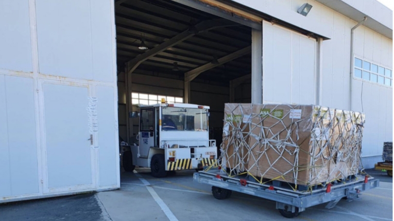 ناټو له افغان پوځیانو سره سلګونه ټنه درمل مرسته کړې