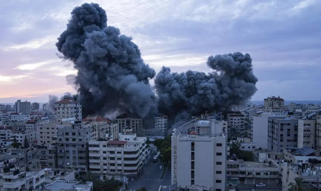 پر غزې د بریدونو دوام؛ اسرائیلو له سلو زیات اهداف په نښه کړي