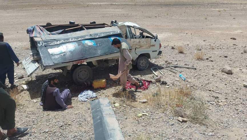 کاپیسا کې د یوه موټر اوښتو پېښه کې شپږ کسه مړه شوي دي