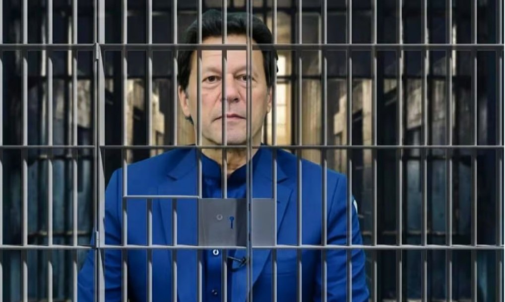 عمران خان: ظلم قومونه له منځه نه وړي، بلکې قوي کوي يې