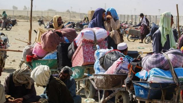 روان میلادي کال؛ نږدې ۵۰۰ زره افغان کډوال له پاکستان څخه راستنیږي