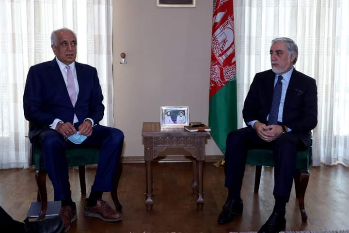 خلیل زاد له ولسمشر غني او عبدالله عبدالله سره لیدلي دي.