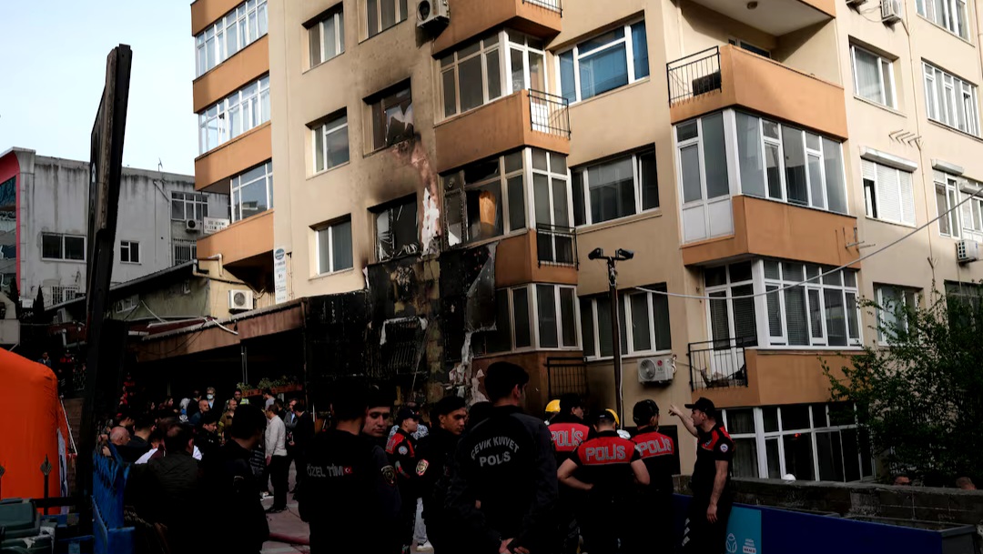 د ترکیې یوه نایټ کلب کې د اور لګېدو له کبله ۲۹ کسان وژل شوي