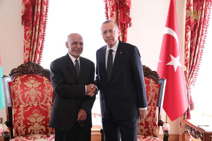 ترکیه: افغانستان مو ښه ملګری دی؛ روان وضعیت کې یې نه‌پرېږدو