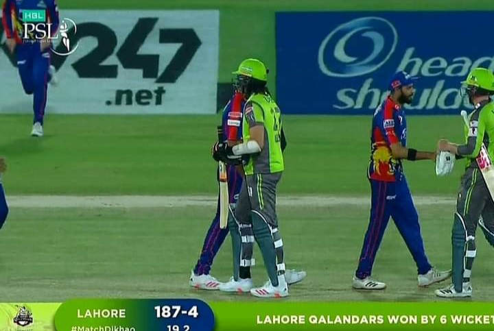 کراچۍ کینګز له یو سخت مقاومت وروسته ماتې وخوړه