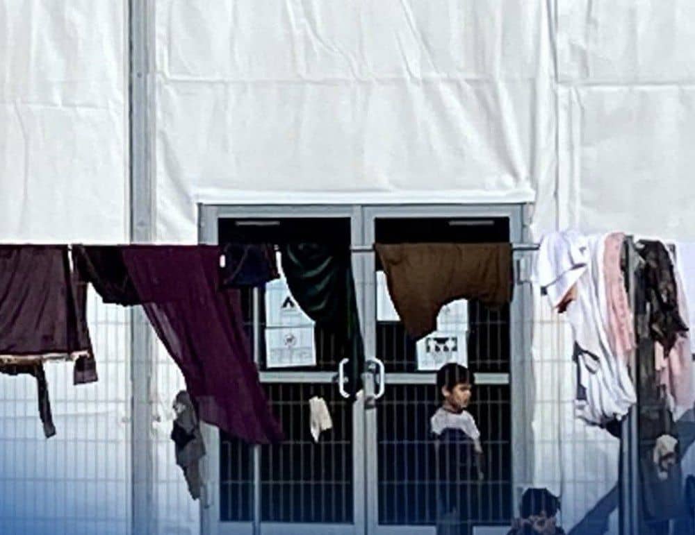 واشنګتن پوسټ: ټرمپ د کډوالو شړلو لپاره د بهرینو مرستو بوديجه کاروي