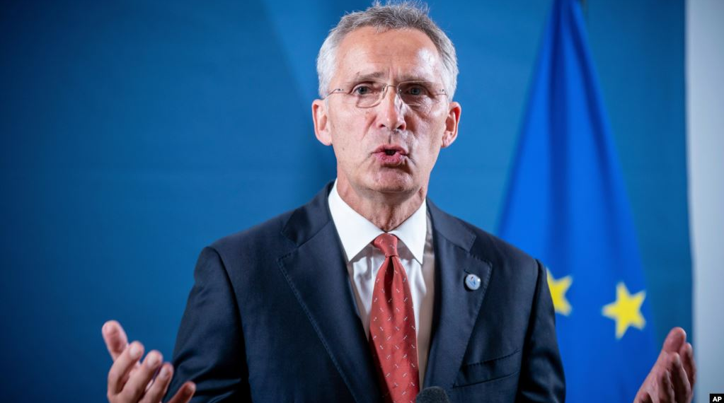 ناټو: طالبان به د خپلو کړیو ژمنو عملي کېدا لپاره حساب ته کېنو