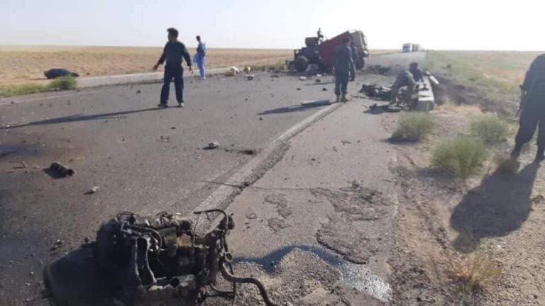 هرات کې د سړک غاړې دوه ماین چاودنو له امله ۹ پولیس ټپیان شوي