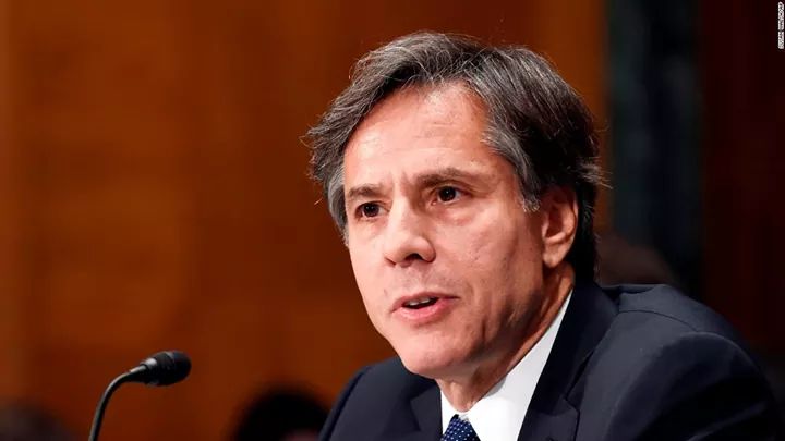 خلیلزاد باید د افغان سولې لپاره اساسي حل لاره ولټوي