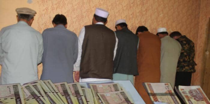 ننګرهار کې ۷۸ زره جعلي افغانۍ نیول شوې
