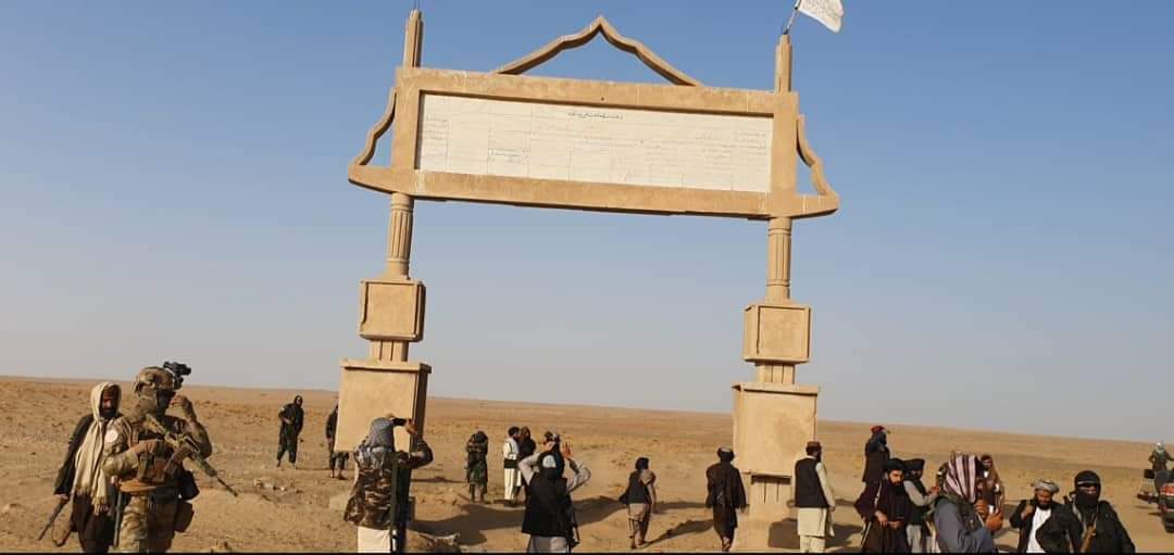 طالب چارواکو د دشت ليلې د شهيدانو روح ته دعا وکړه