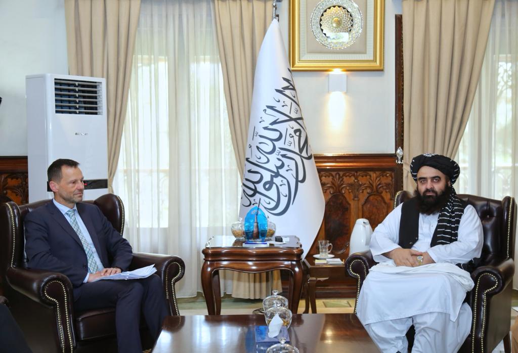 متقي: د افغانستان له خاورې به هيچا ته ګواښ نه‌پېښېږي