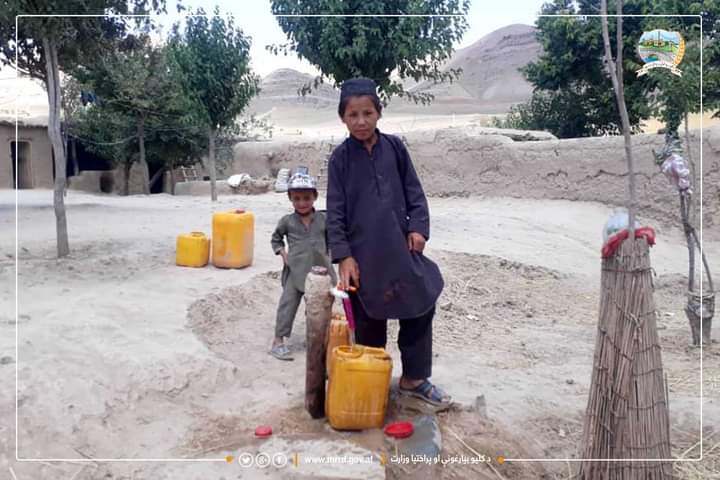 تخار کې د ۱۰۰ کورنیو لپاره د څښاک پاکې اوبه برابرې شوې