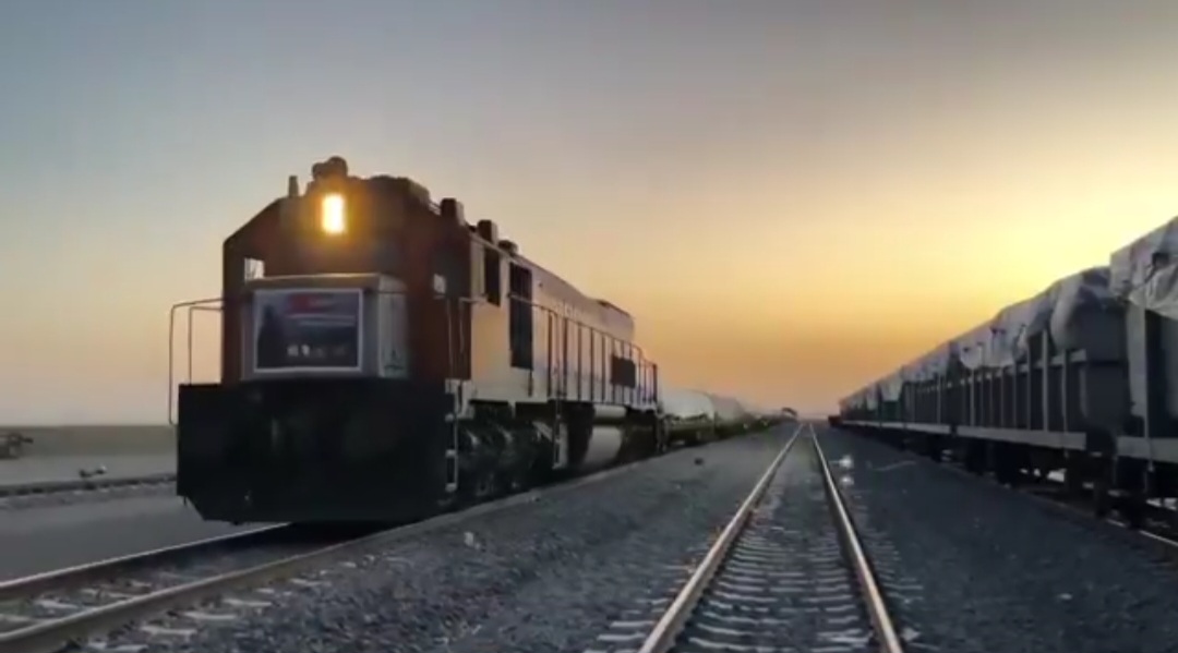 له فرانسې افغانستان ته لومړنۍ سوداګریزه محموله راورسېده