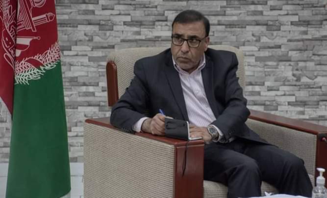 ولې وطن ته مور وایي؟