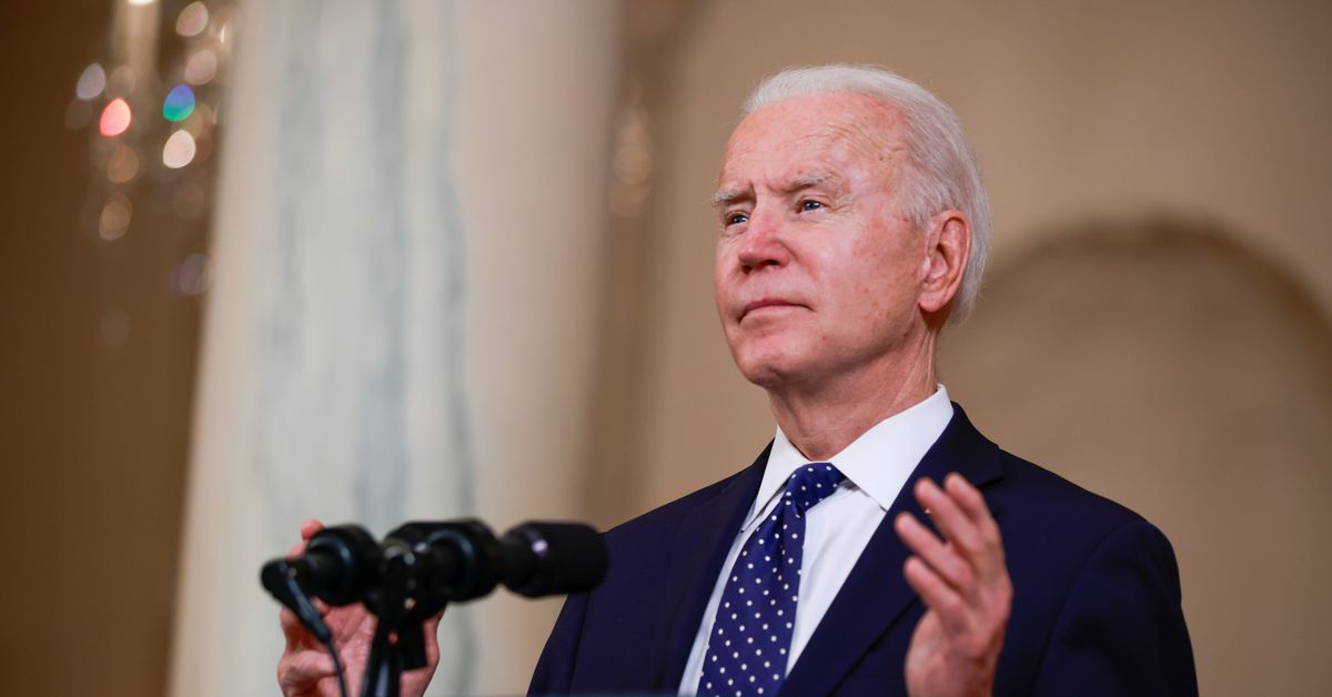 جو بایډن: له افغان ځواکونو څخه خپل ملاتړ ته دوام ورکوو