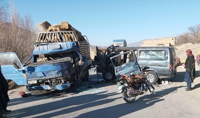 میدان وردګ کې ۸ کسان ژوبل سوي