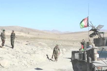 ارزګان کې د یوه برید په ترڅ کې ۱۰ د افغان امنیتي ځواکونو او ۱۱ د وسله والو طالبانو غړو ته مرګ ژوبله اوښتې.