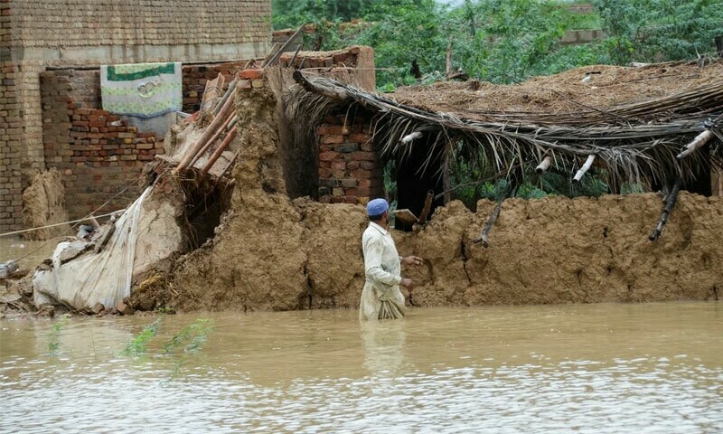 پښتونخوا او پاکستان کې د سیلابونو له امله د وژل شویو کسانو شمېر زیات شوی