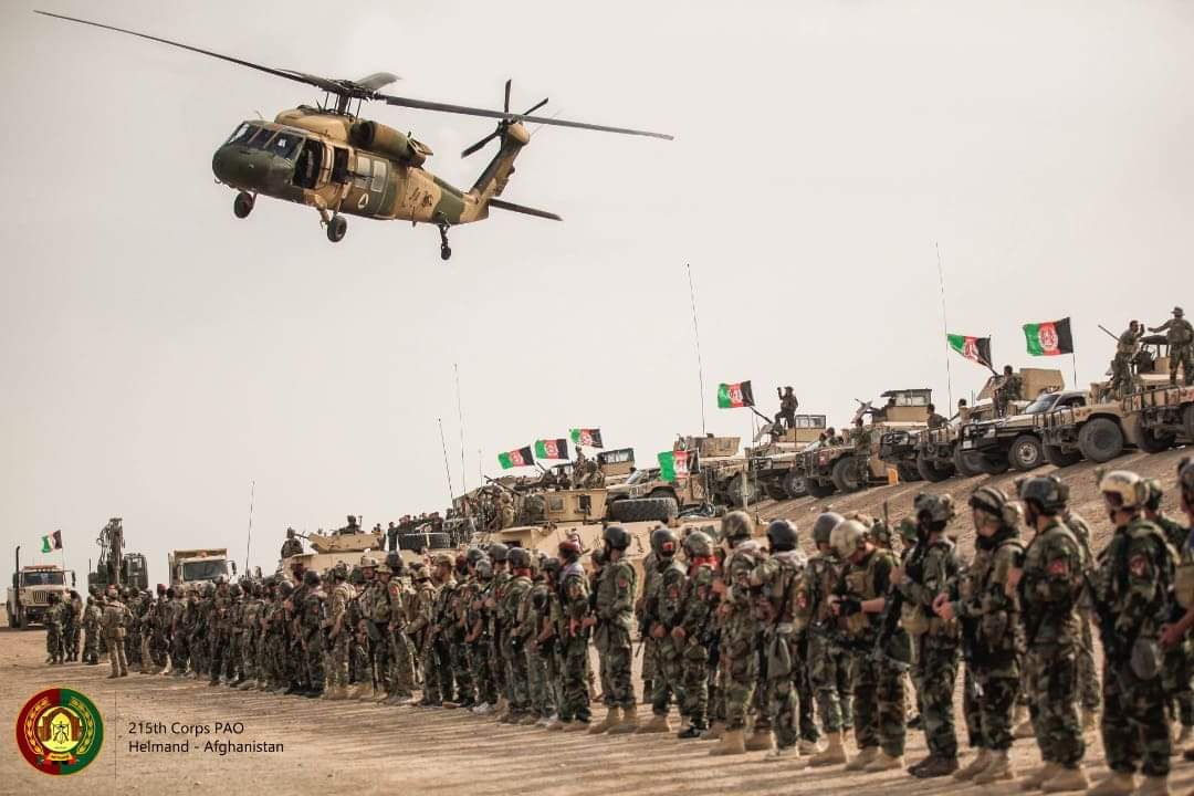 هلمند کې هوایي‌ځواک د طالبانو د سرې قطعې‌ مهم‌قومندان او شپږ نورو غړي یې وژلي.