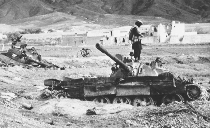 ‏د جلال ‌آباد تاریخي محاصره؛ لکه د نننۍ غزې کیسه او له دواړو څخه زموږ زده‌کړه