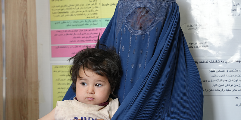 د ماشومانو د ژغورنې صندوق: ښایي له هرو پنځو افغان ماشومان یو یې له لوږې سره مخ شي