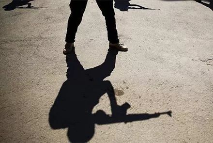 پاکستان کې د پولیو ضد یو واکسین کوونکی او دوه پولیس وژل شوي