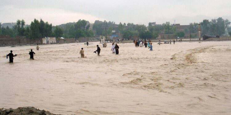 وروستیو سېلابونو ۳۸ کسانو ته مرګ ژوبله اړولې