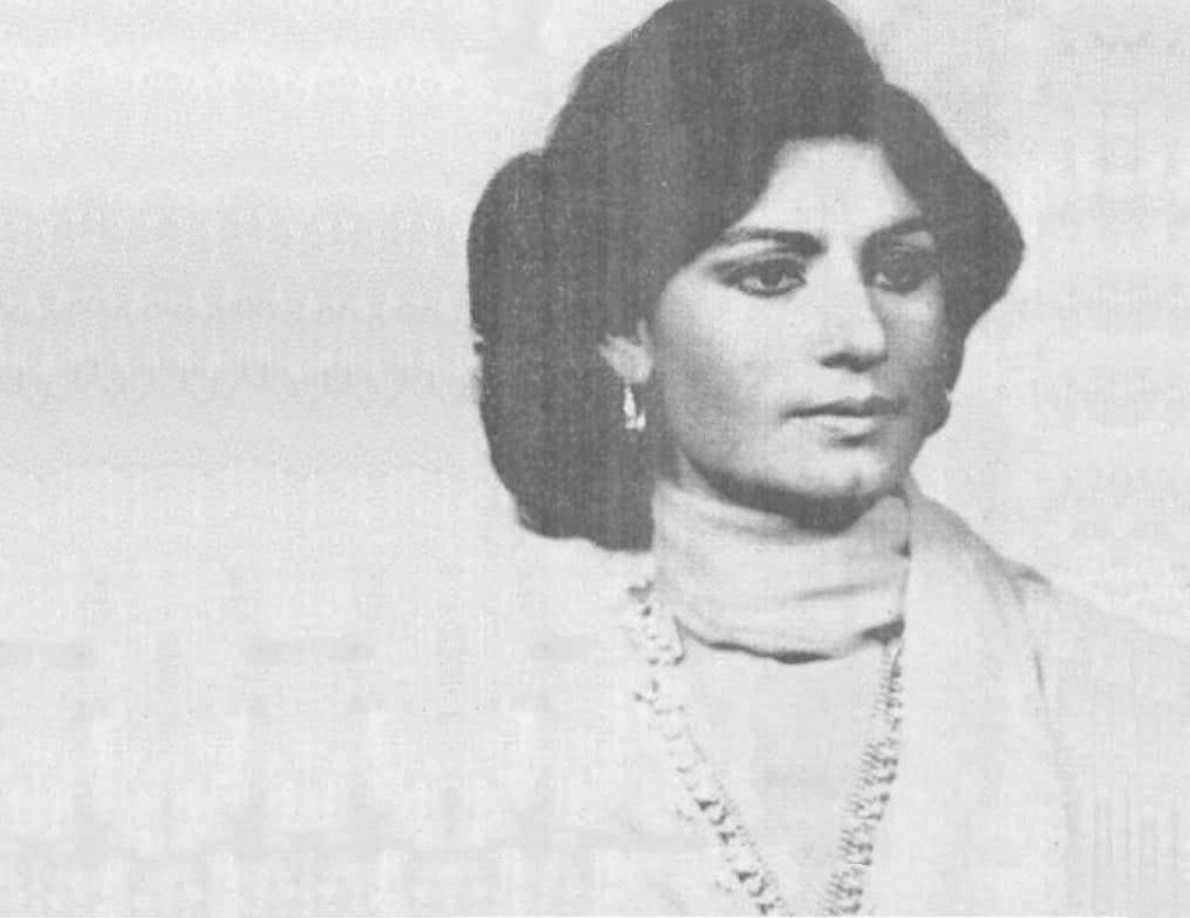 « زه انتظار کومه ستا د سترگو»